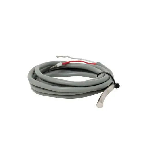 Graues Kabel mit einem Sensor am Ende. Es sind zwei Drähte sichtbar, einer rot und einer weiß. Das Produkt stammt von der Marke ESBE und ist für Regelungsanwendungen konzipiert.